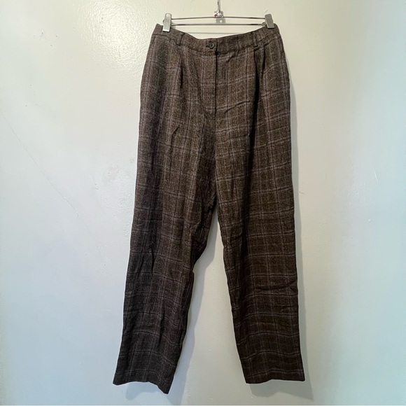 Women’s Classic Plaid Trousers - Picture 2 of 13